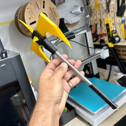 Shao Kahn axe from MK1 - Gregarian War Blade (Mini copy)