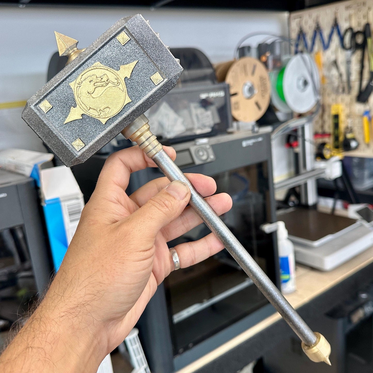 Shao Kahn hammer - Realm Crusher (mini copy)