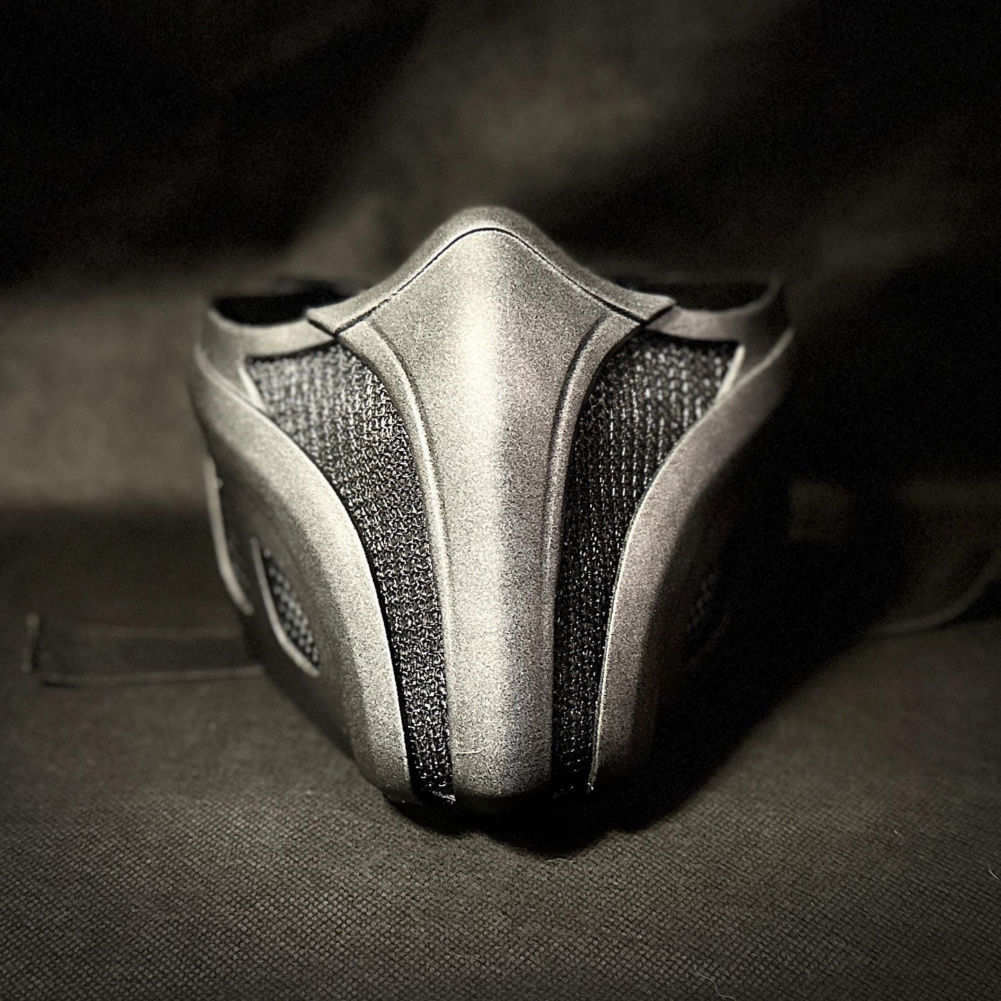 Smoke mask from Mortal Kombat 1 - Faithful Lin Kuei