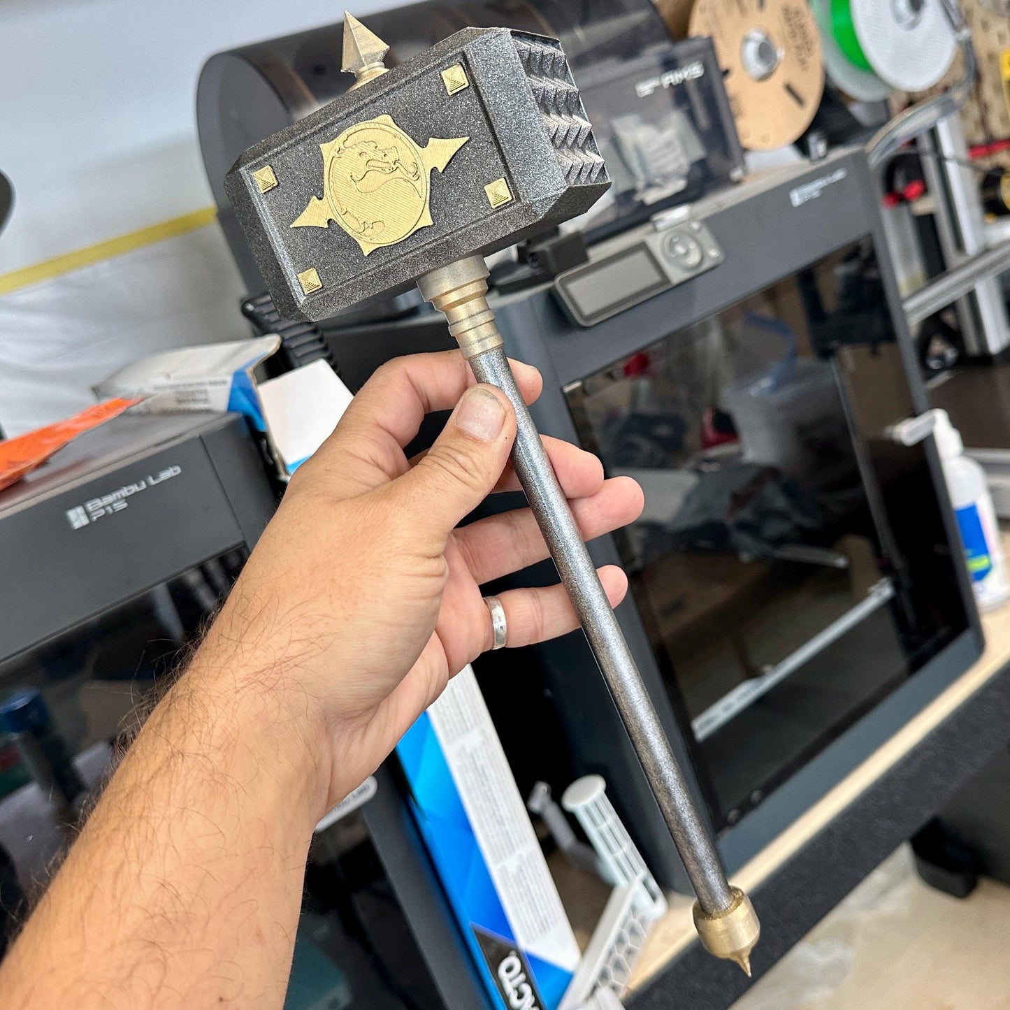 Shao Kahn hammer - Realm Crusher (mini copy)