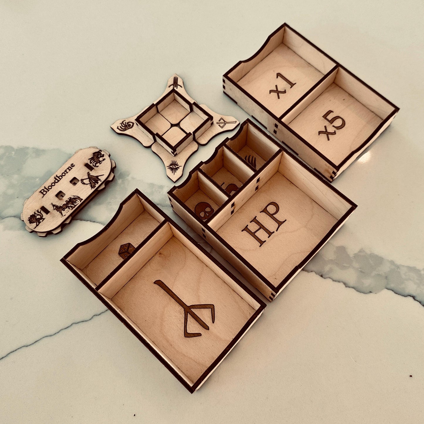 Box organizer for Bloodborne card game