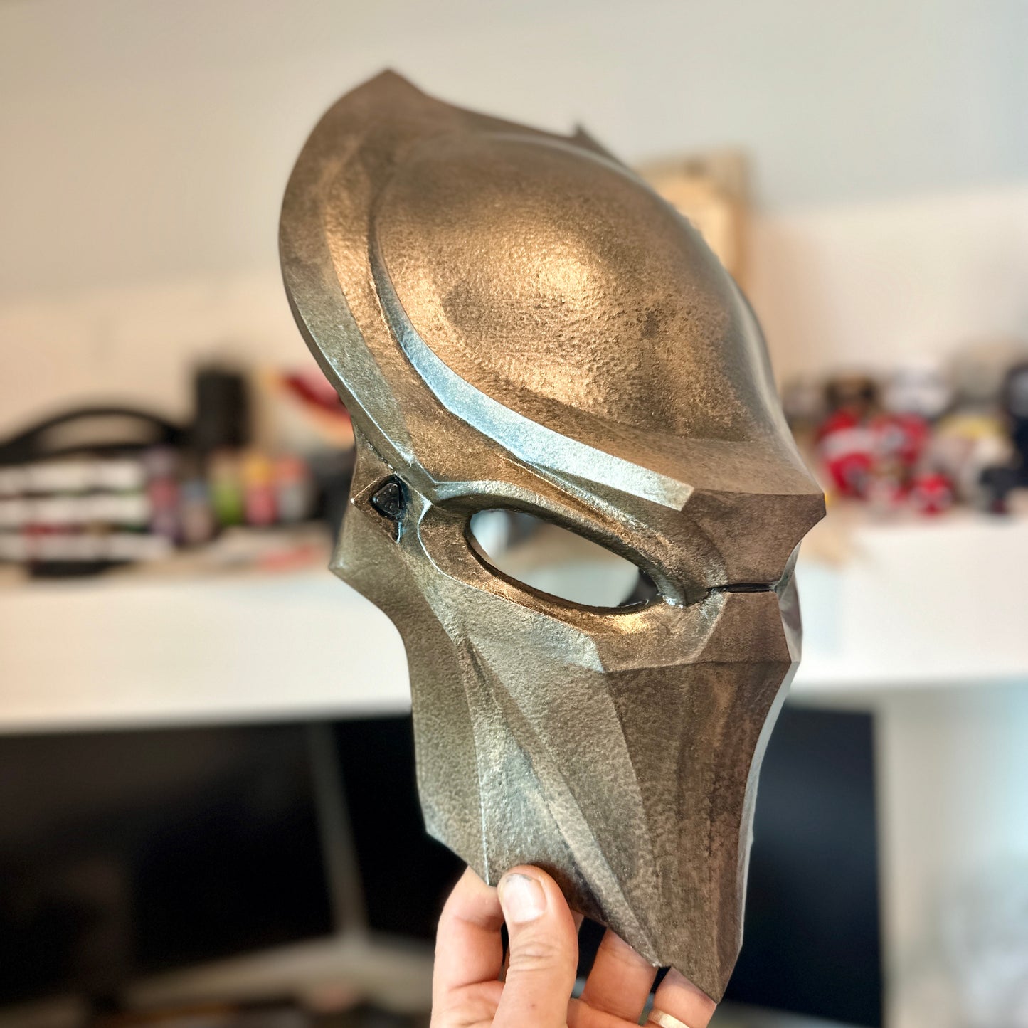 Predator mask - Falconer
