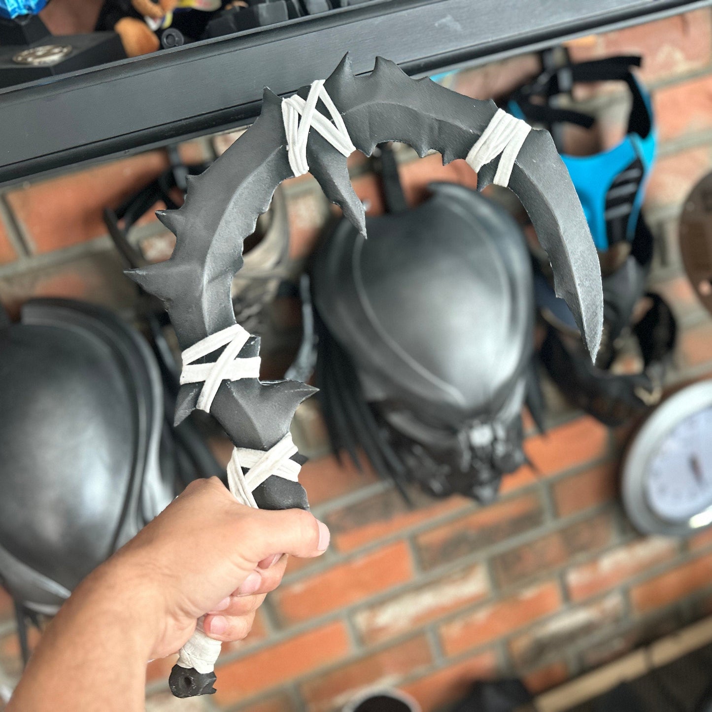 Noob Saibot sickles from Mortal Kombat 11