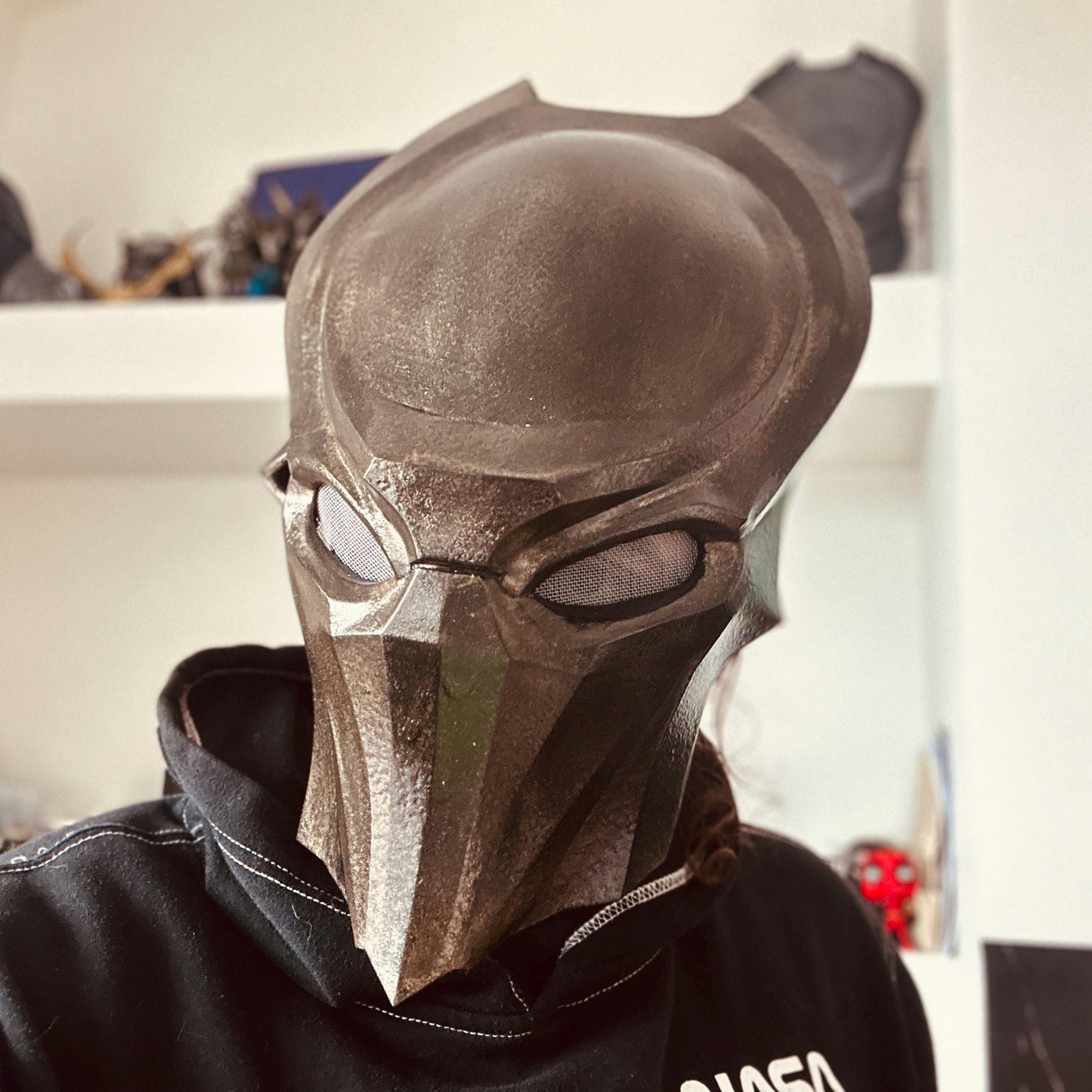 Predator mask - Falconer