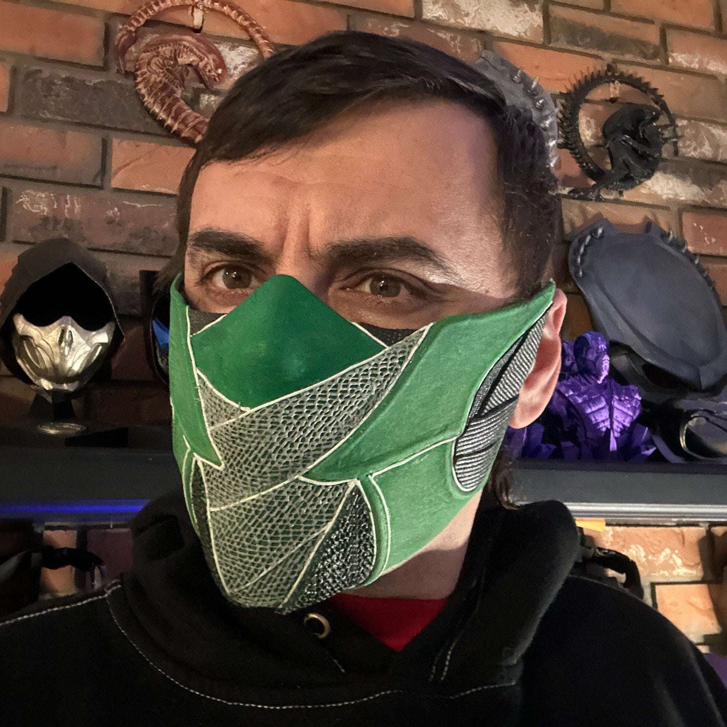 Reptile mask from Mortal Kombat 1 - Half-mask of Nareb Nevets