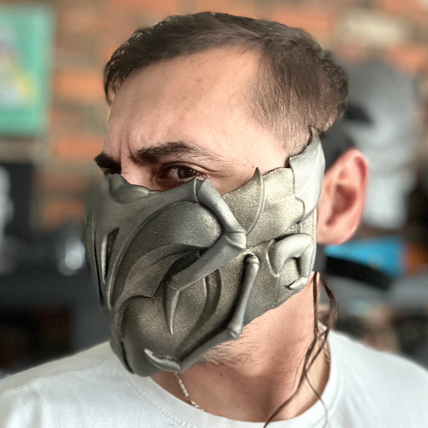 Scorpion mask from Mortal Kombat 1 - Valoгr of the Earth Realm