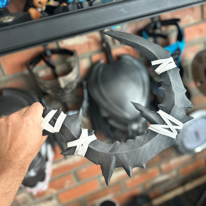 Noob Saibot sickles from Mortal Kombat 11